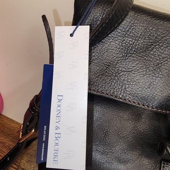 NWT Florentine Medium Toggle Crossbody-Dooney and Bourke - Picture 13 of 15